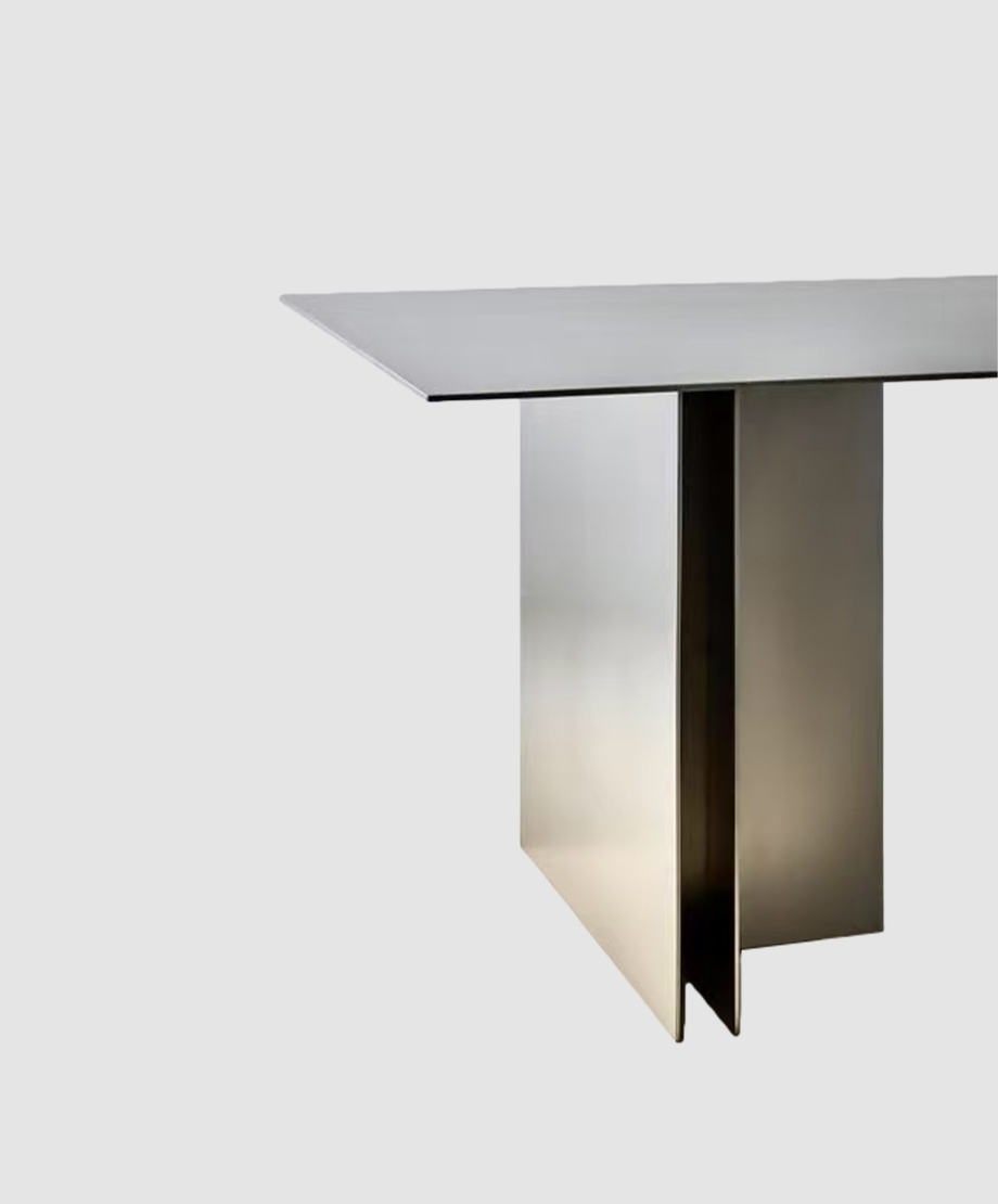 Dining table - Image 3